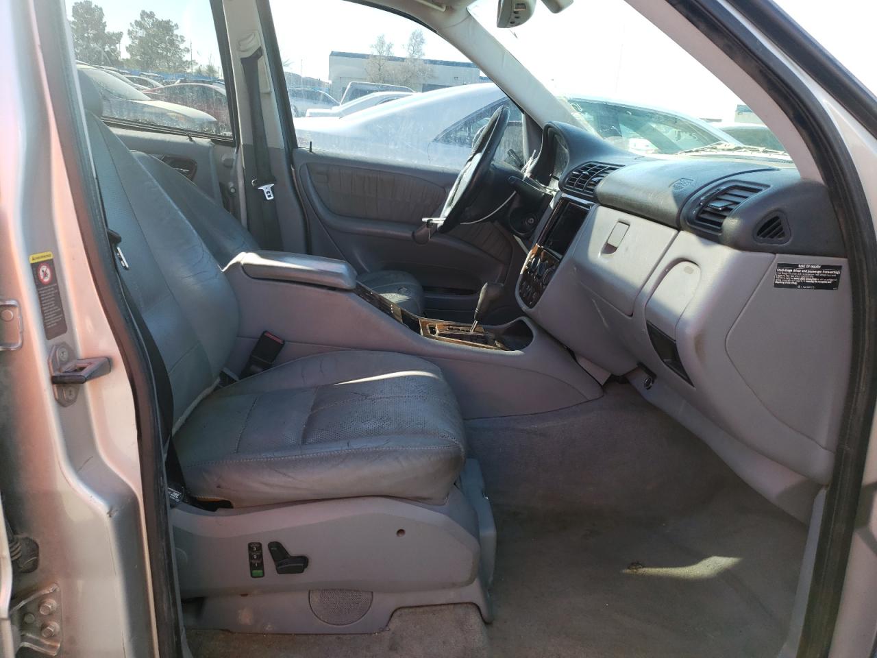 Photo 5 from auction – 2001 MERCURY ML350 with VIN 4JGAB54E31A239034