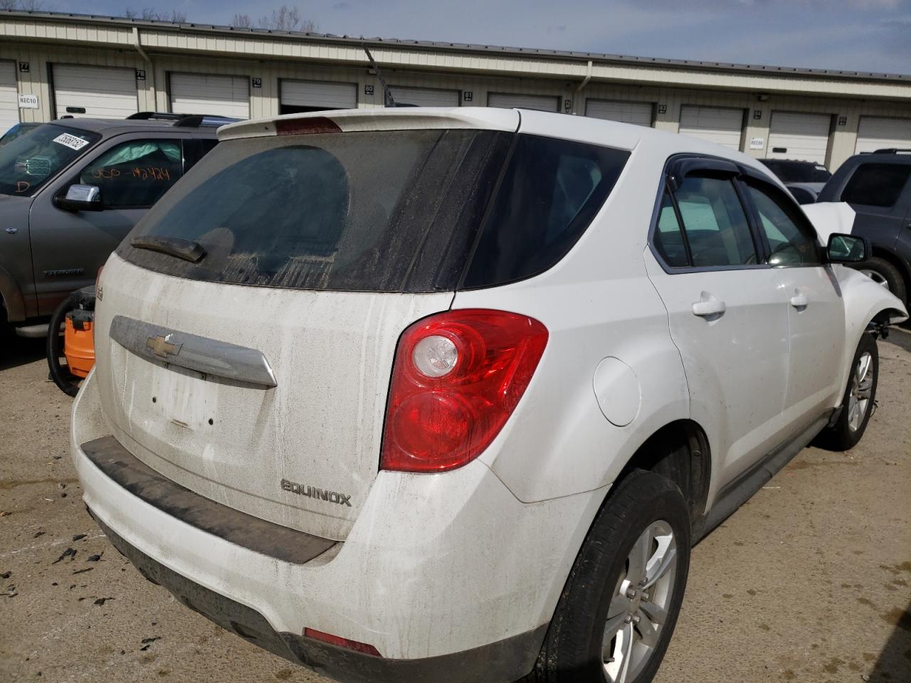 Photo 4 from auction – 2015 CHEVROLET EQUINOX LS with VIN 2GNALAEK1F1144334