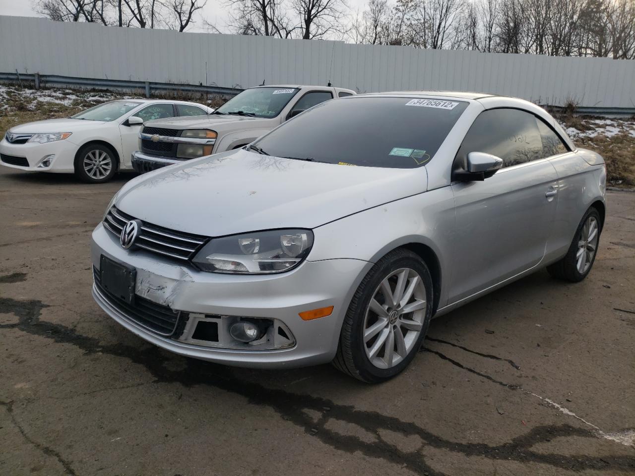 Photo 2 from auction – 2012 VOLKSWAGEN EOS KOMFOR with VIN WVWBW7AH2CV016065