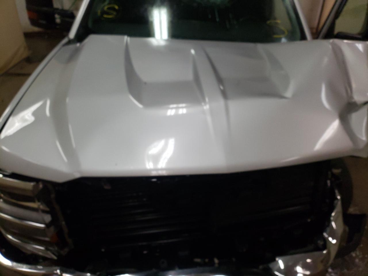 Photo 7 from auction – 2018 CHEVROLET SILVERADO with VIN 1GCVKREC2JZ298541
