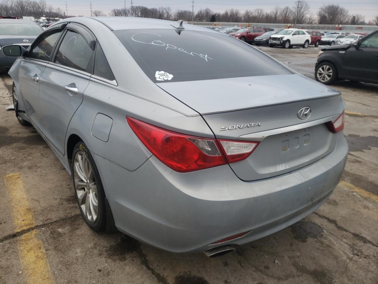 Фото 3 с аукциона – 2012 HYUNDAI SONATA SE с VIN 5NPEC4AC0CH336171