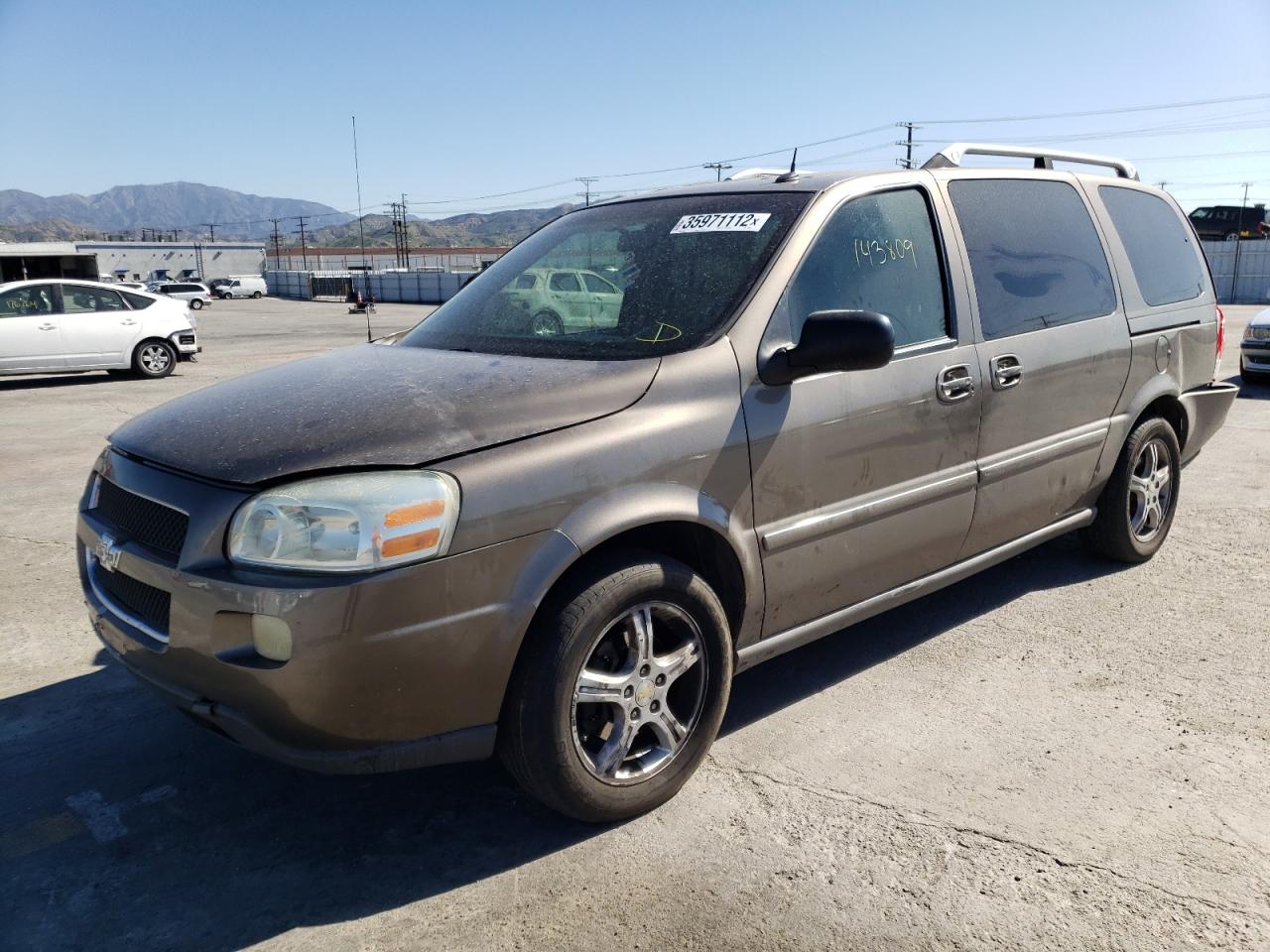 Photo 2 from auction – 2005 CHEVROLET UPLANDER L with VIN 1GNDV33L05D274087