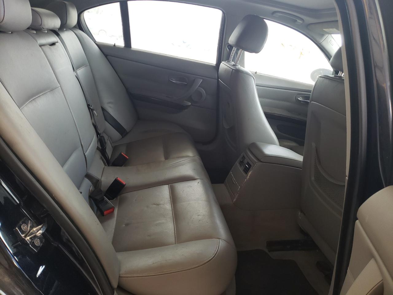 Photo 6 from auction – 2007 BMW 335 I with VIN WBAVB735X7KY61049