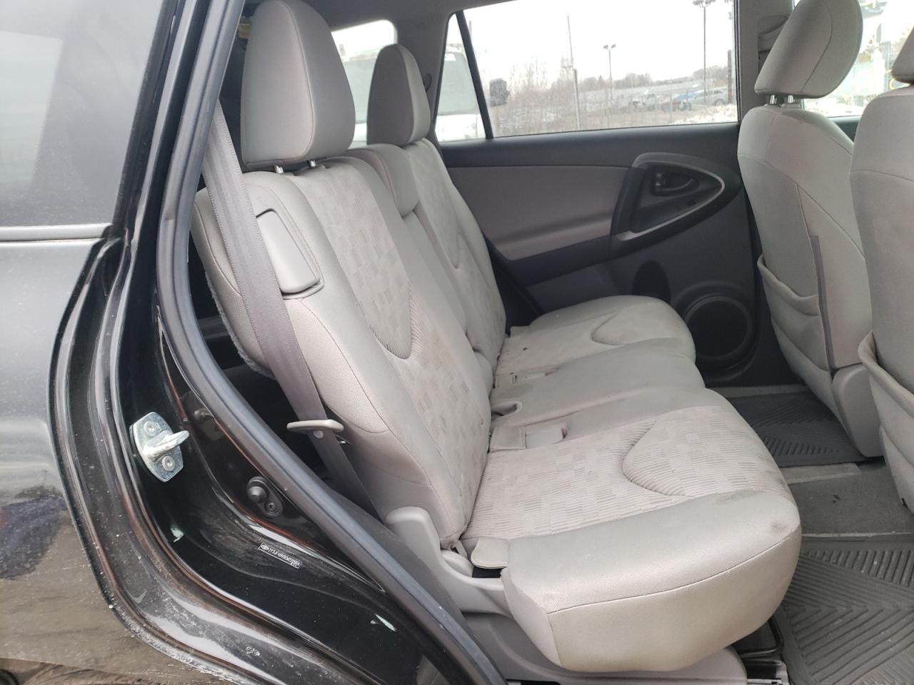 Photo 6 from auction – 2012 TOYOTA RAV4 with VIN 2T3JF4DV9CW220964
