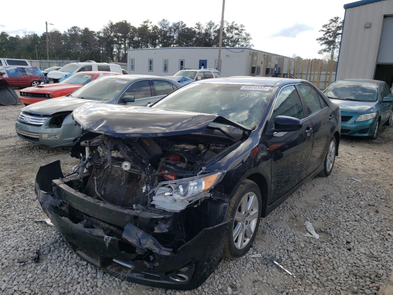 Photo 2 from auction – 2014 TOYOTA CAMRY L with VIN 4T1BF1FK5EU835156