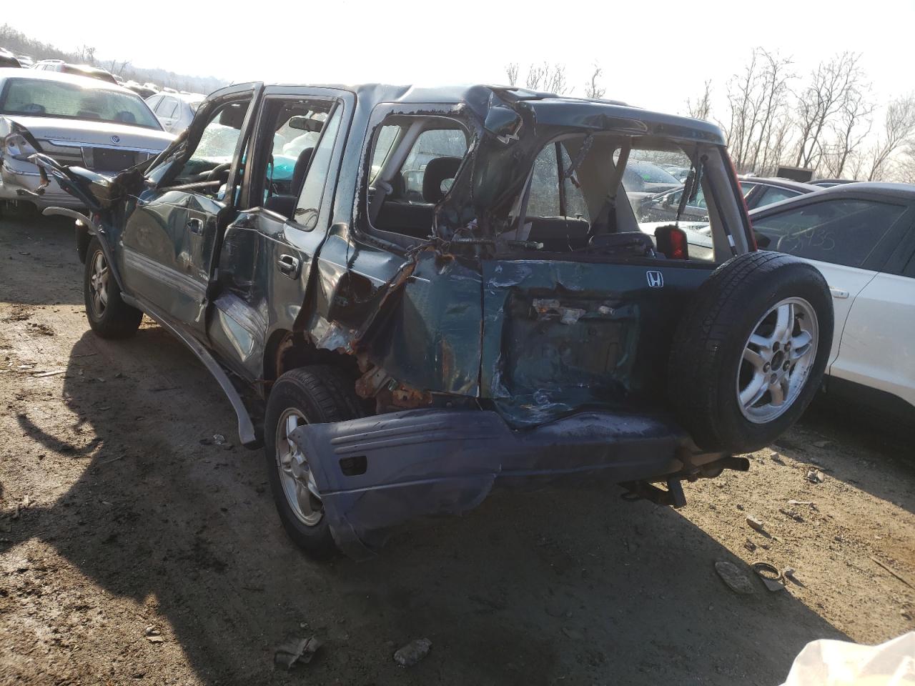 Photo 3 from auction – 2000 HONDA CR-V EX with VIN JHLRD1868YS018937