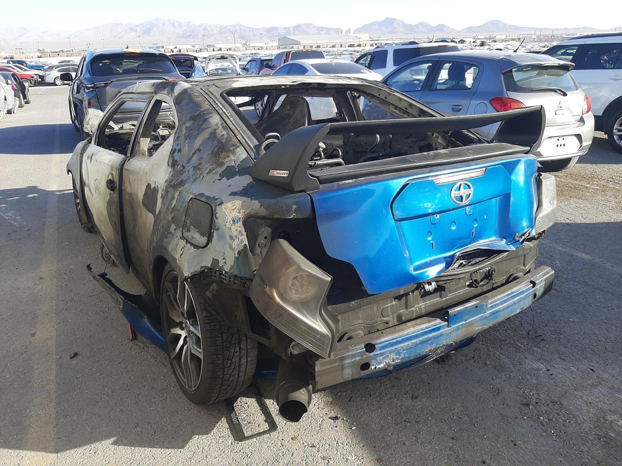 Photo 3 from auction – 2016 TOYOTA SCION TC with VIN JTKJF5C70GJ020870