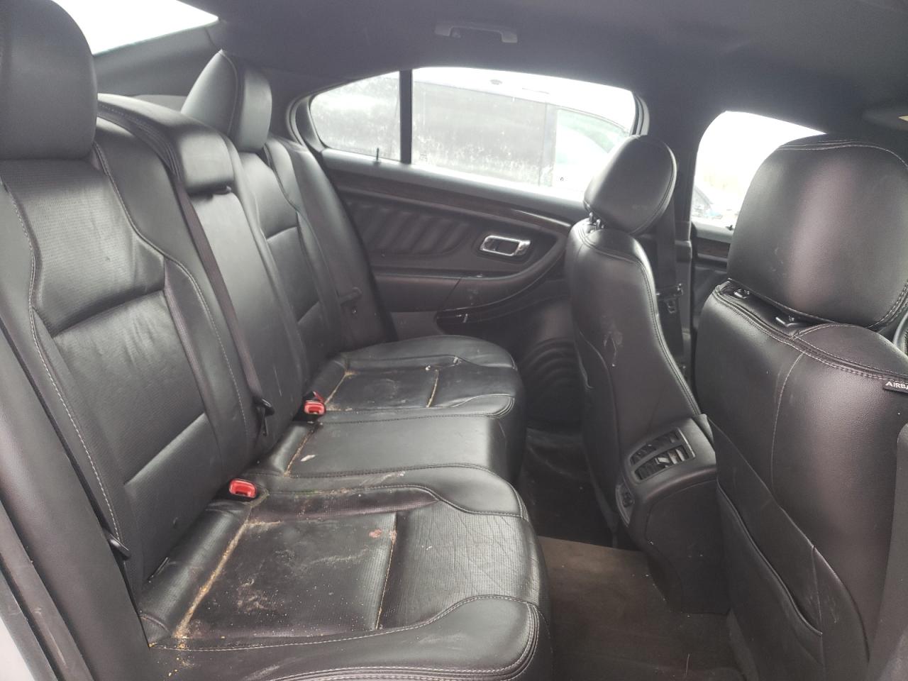 Photo 6 from auction – 2015 FORD TAURUS LIM with VIN 1FAHP2F84FG101491