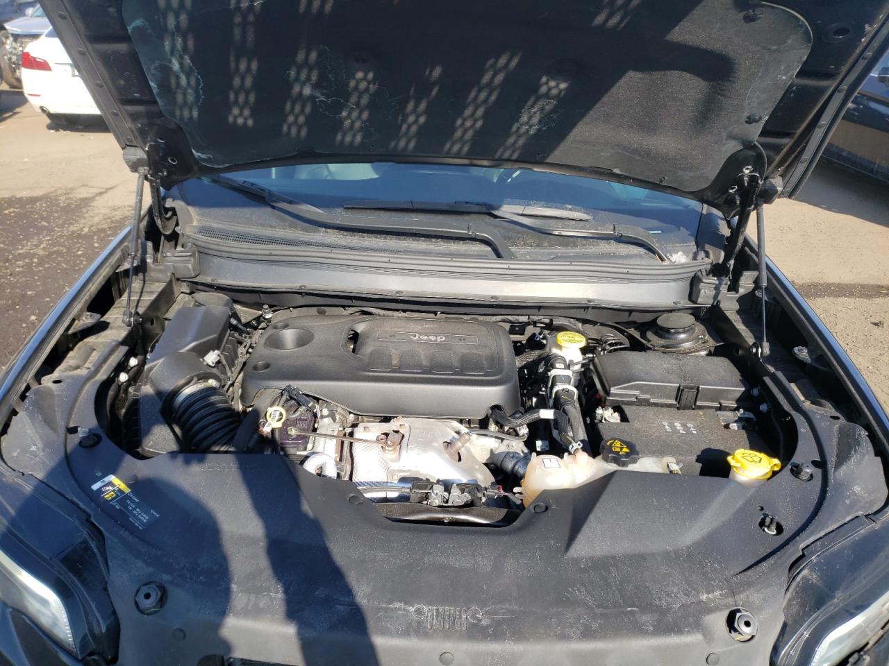 Photo 7 from auction – 2019 JEEP CHEROKEE L with VIN 1C4PJMDN7KD147372