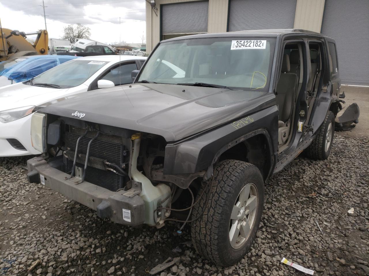 Photo 2 from auction – 2006 JEEP COMMANDER with VIN 1J8HG48K26C158707