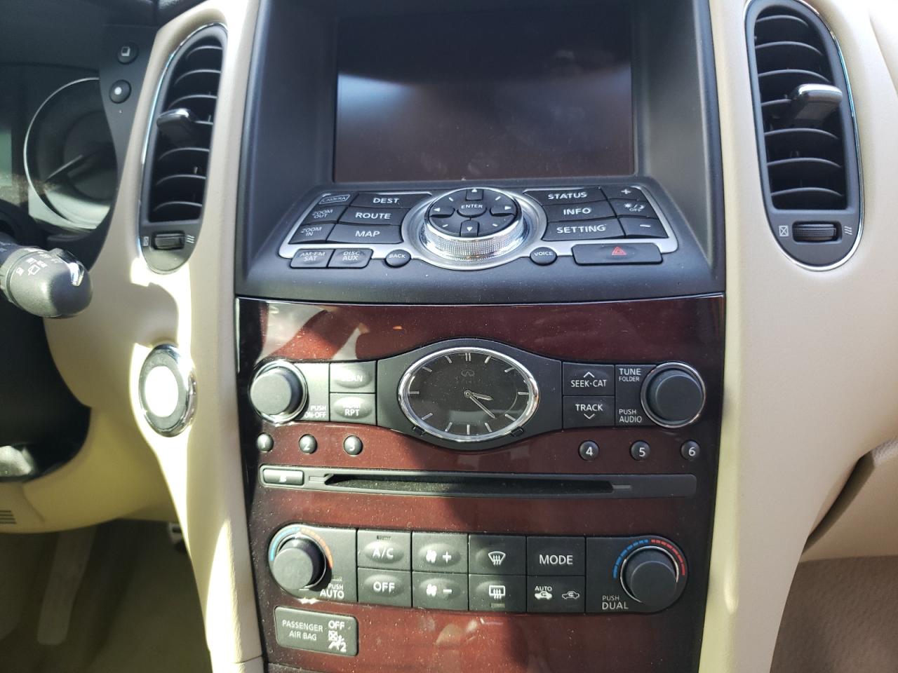 Photo 9 from auction – 2017 INFINITI QX50 with VIN JN1BJ0RP4HM382997