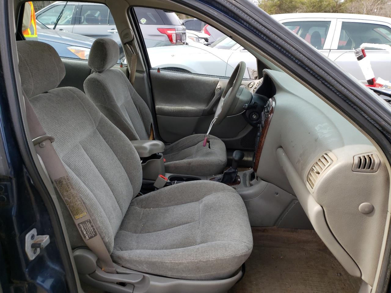 Photo 5 from auction – 2000 SATURN LS1 with VIN 1G8JU52F0YY666046
