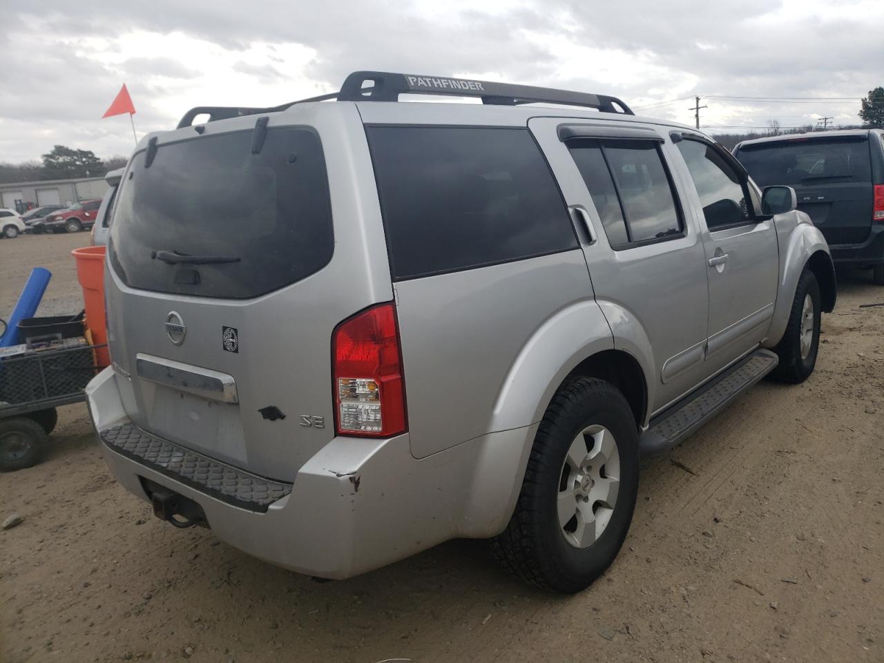 Photo 4 from auction – 2006 NISSAN PATHFINDER with VIN 5N1AR18W26C637547
