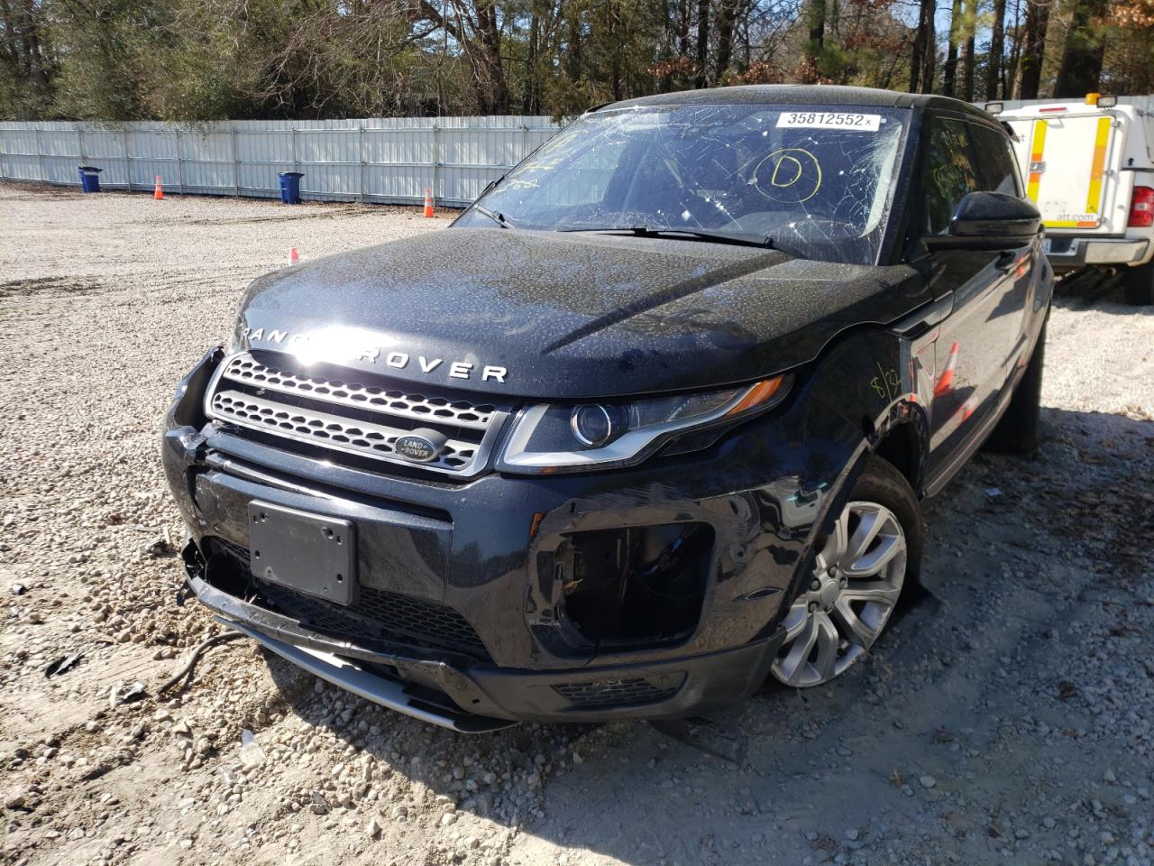 Photo 2 from auction – 2017 LAND ROVER RANGE ROVE with VIN SALVP2BG1HH214329