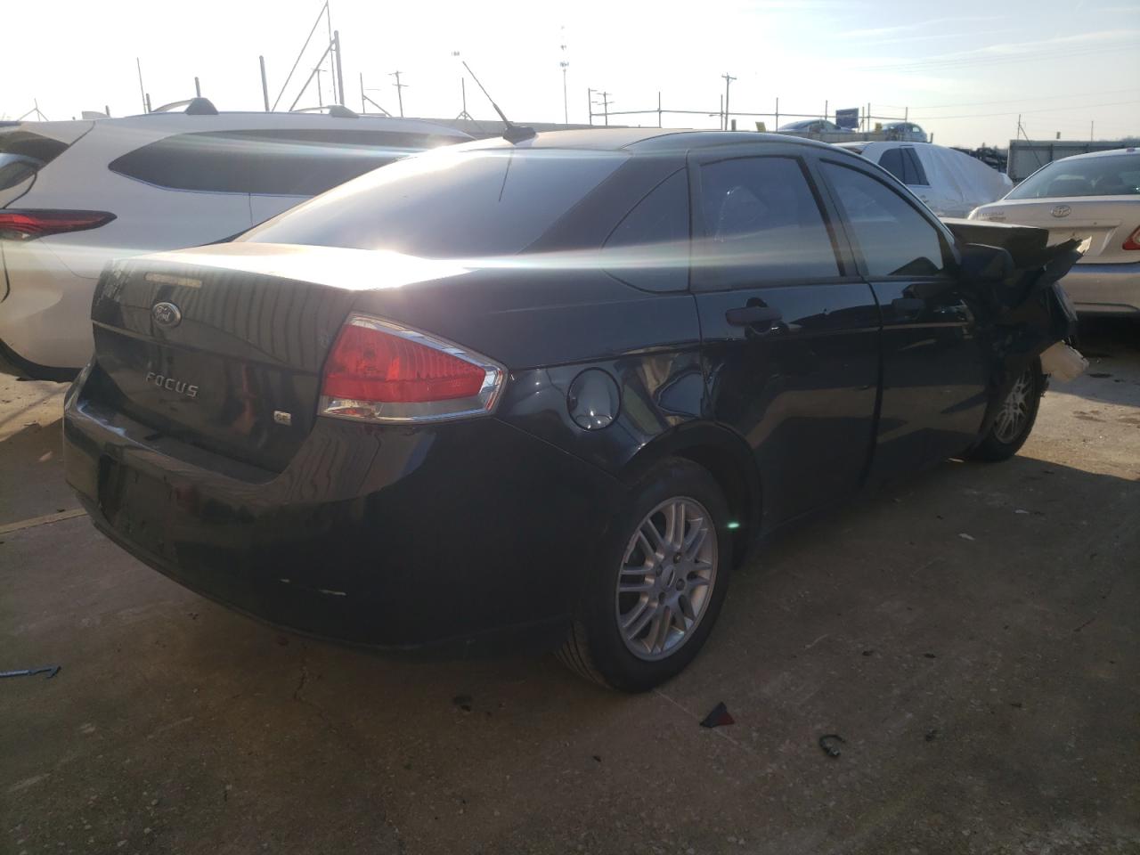 Photo 4 from auction – 2009 FORD FOCUS SE with VIN 1FAHP35N09W234952