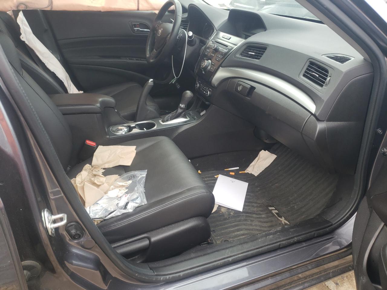 Photo 5 from auction – 2017 ACURA ILX BASE W with VIN 19UDE2F35HA007646