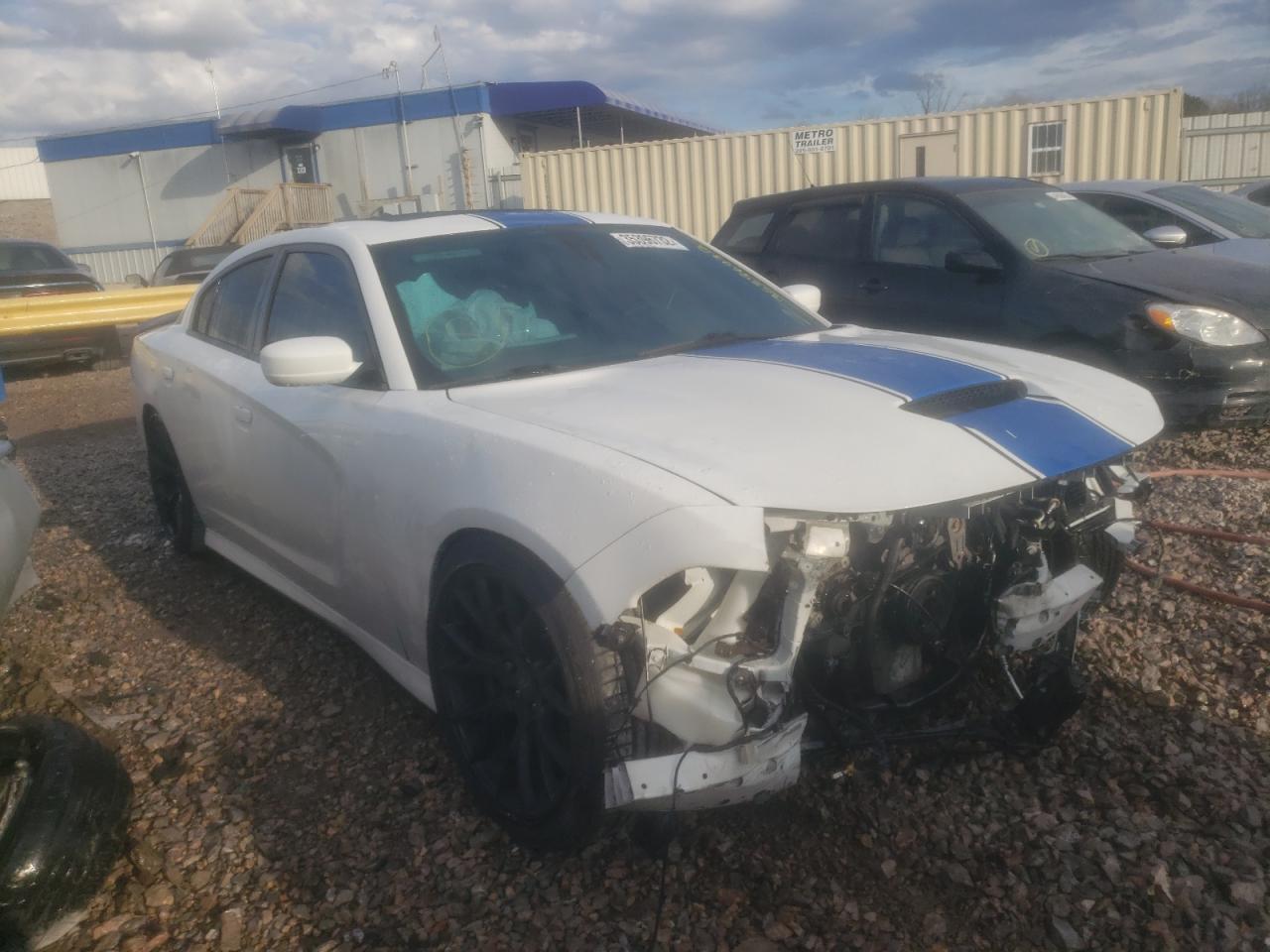 DODGE CHARGER R/ 2017 with VIN 2C3CDXGJ8HH615674 - Photo from auction