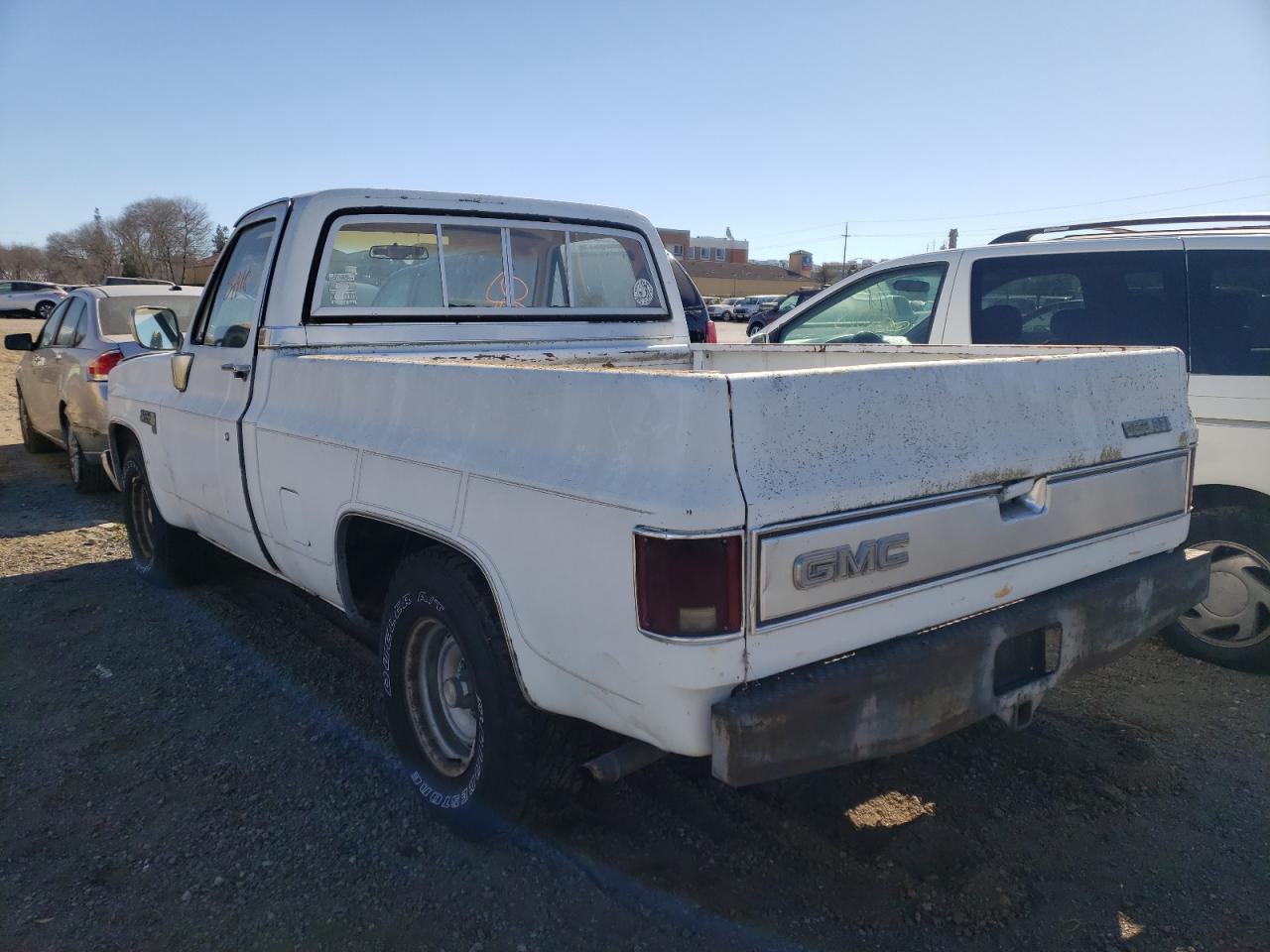 Photo 3 from auction – 1982 GMC C1500 with VIN 1GTEC14CXCS506595