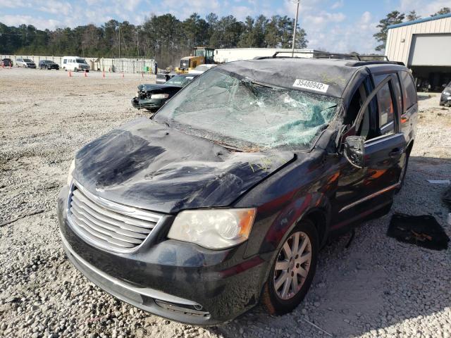 Photo 2 from auction – 2014 CHRYSLER TOWN & COU with VIN 2C4RC1BG1ER176342