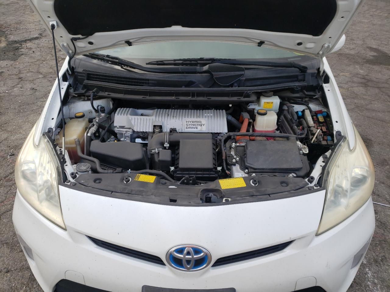 Photo 7 from auction – 2014 TOYOTA PRIUS with VIN JTDKN3DU2E1749215