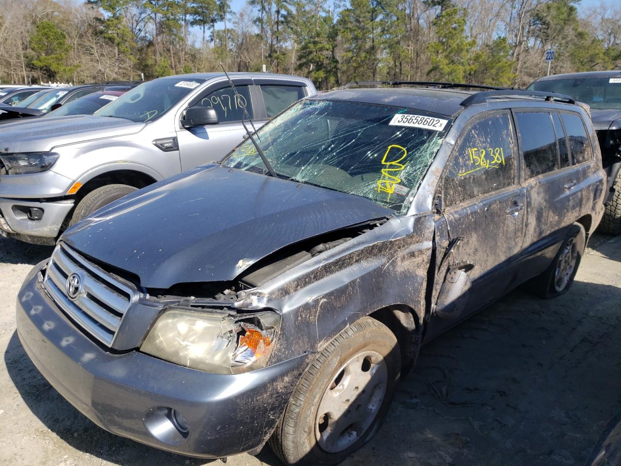 Photo 2 from auction – 2004 TOYOTA HIGHLANDER with VIN JTEDP21A840031160