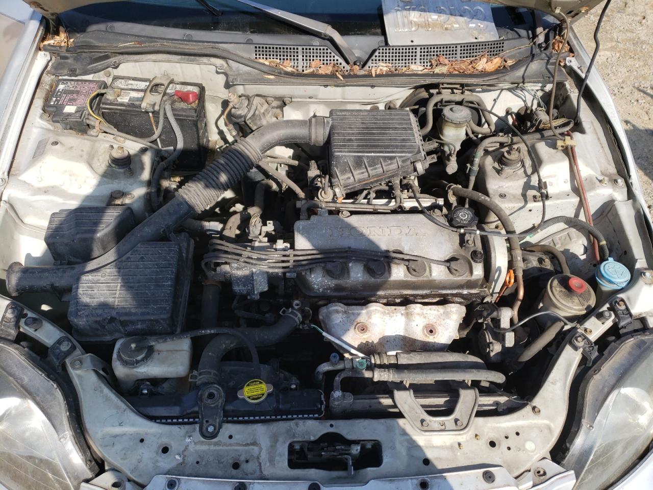 Photo 7 from auction – 1996 HONDA CIVIC DX with VIN 2HGEJ6443TH104972