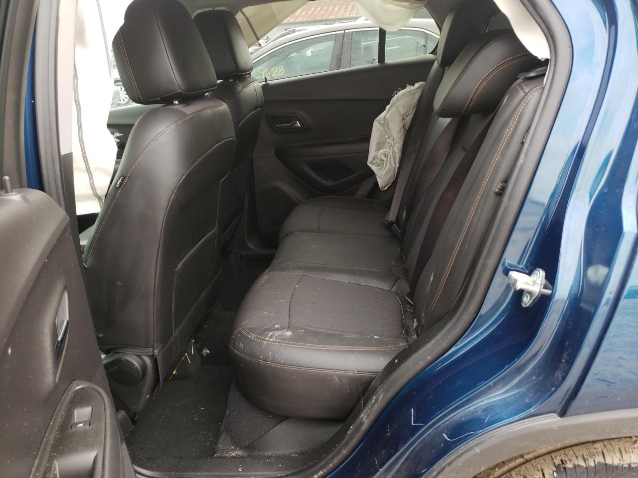Photo 6 from auction – 2020 CHEVROLET TRAX 1LT with VIN 3GNCJPSB6LL300206