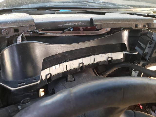 Photo 8 from auction – 2004 CHEVROLET SILVERADO with VIN 1GCEC19V74Z150772