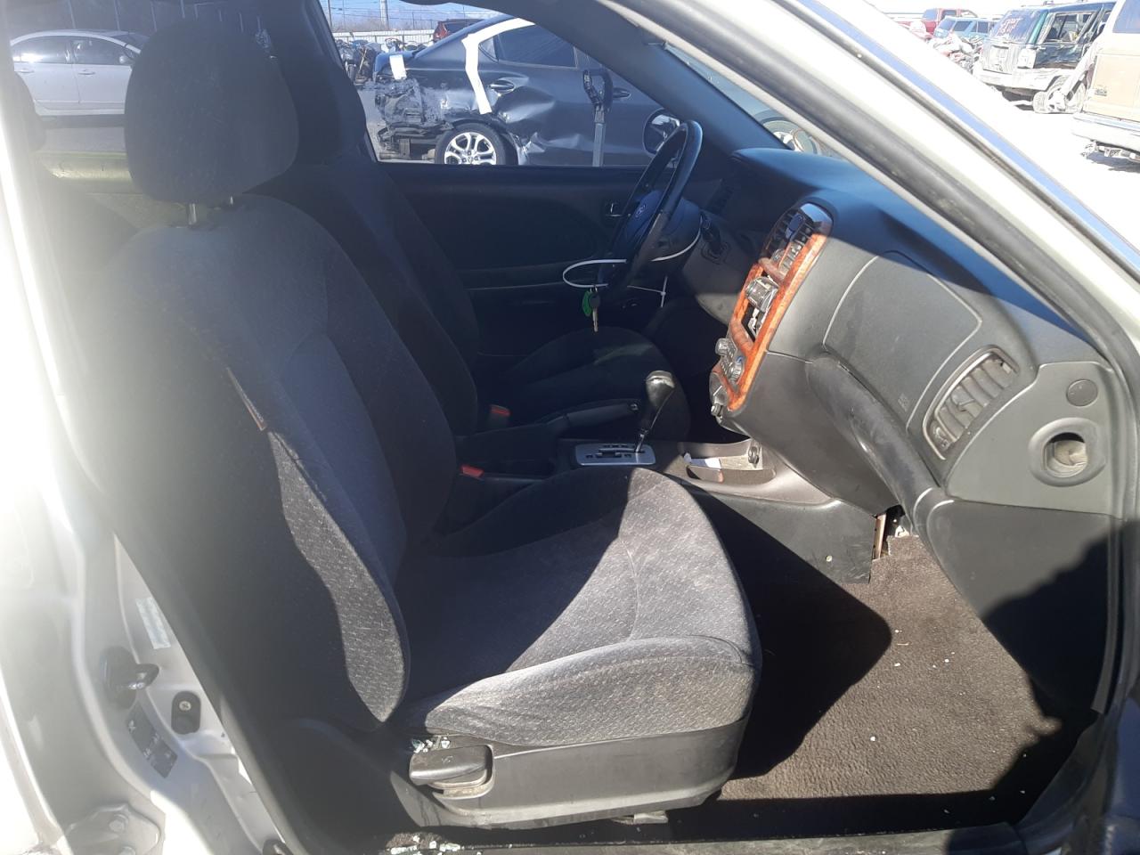 Photo 5 from auction – 2002 HYUNDAI SONATA GL with VIN KMHWF25H42A714340