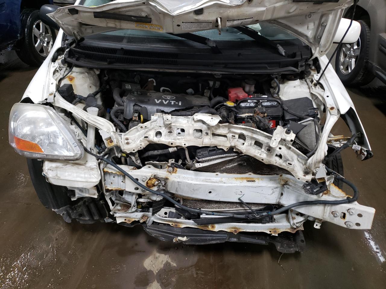 Photo 7 from auction – 2007 TOYOTA YARIS with VIN JTDBT923X71136622