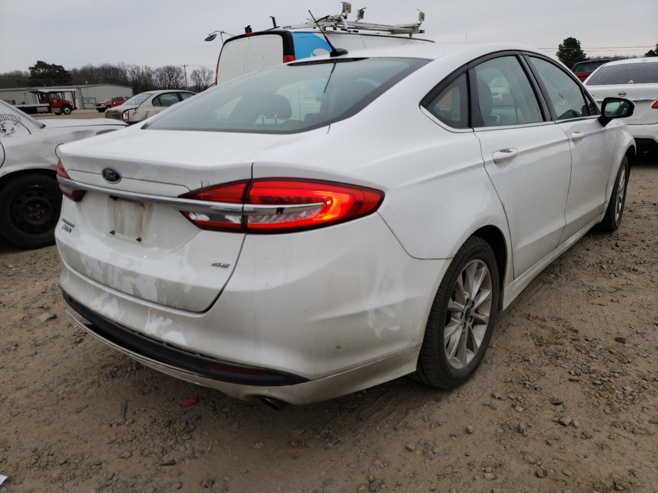 Photo 4 from auction – 2017 FORD FUSION SE with VIN 3FA6P0H72HR258934