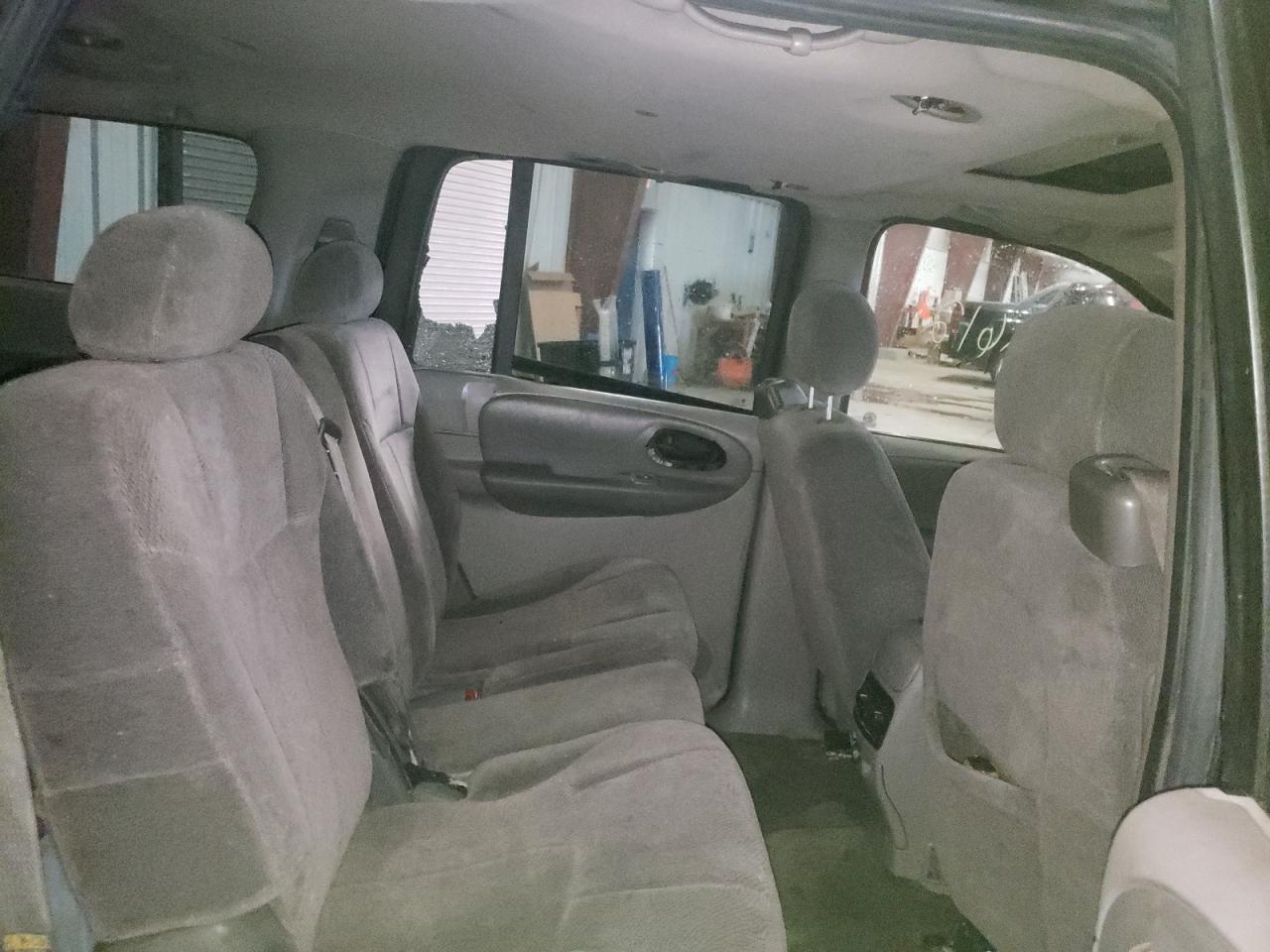 Photo 6 from auction – 2004 CHEVROLET TRAILBLAZE with VIN 1GNET16P546179993