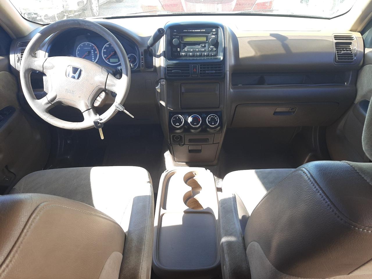 Photo 9 from auction – 2002 HONDA CR-V EX with VIN JHLRD78892C093670