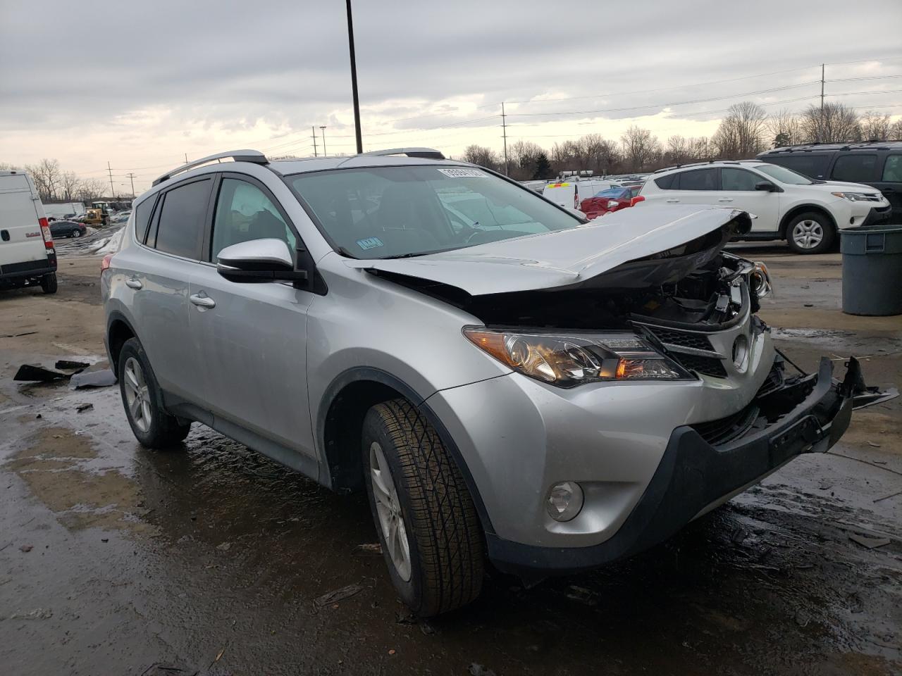TOYOTA RAV4 XLE 2014 with VIN 2T3RFREV0EW159599 - Photo from auction