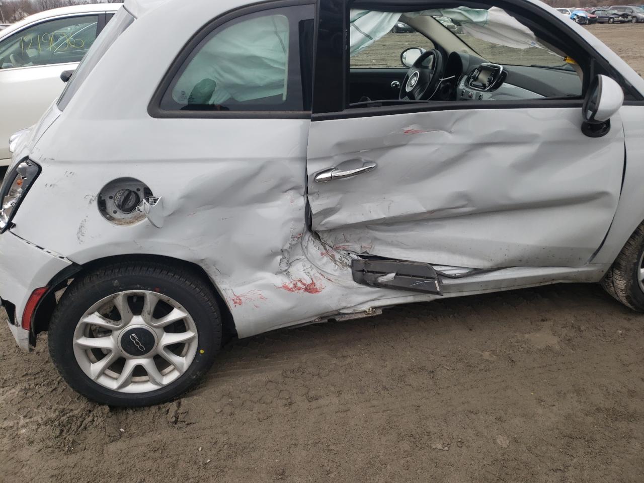 Photo 9 from auction – 2016 FIAT 500 EASY with VIN 3C3CFFKR0GT197960