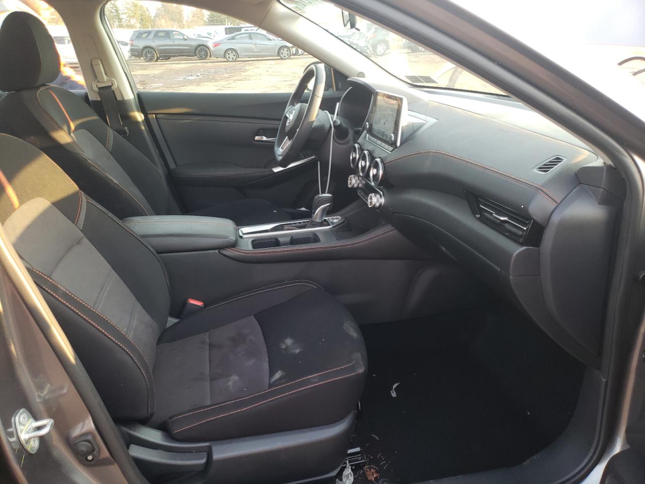 Photo 5 from auction – 2020 NISSAN SENTRA SR with VIN 3N1AB8DV3LY222628