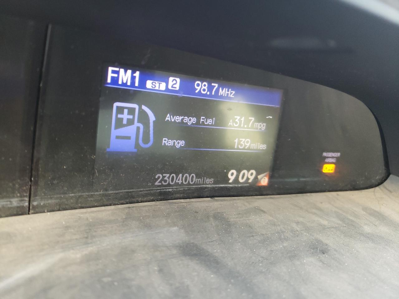 Photo 8 from auction – 2012 HONDA CIVIC LX with VIN 19XFB2F51CE390640