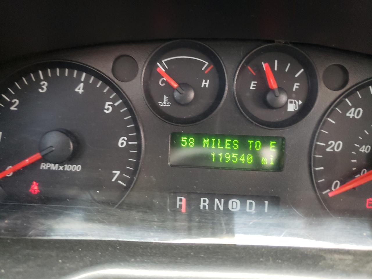 Photo 8 from auction – 2004 FORD TAURUS SES with VIN 1FAFP55214A206821