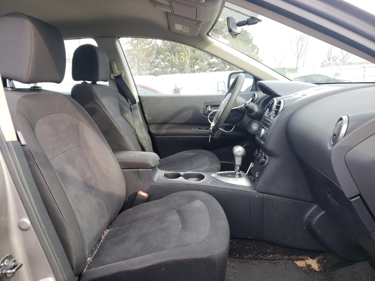 Photo 5 from auction – 2013 NISSAN ROGUE S with VIN JN8AS5MT1DW036710