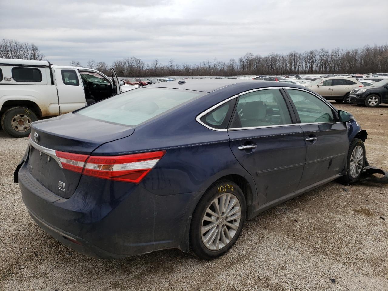 Photo 4 from auction – 2013 TOYOTA AVALON HYB with VIN 4T1BD1EB9DU014633