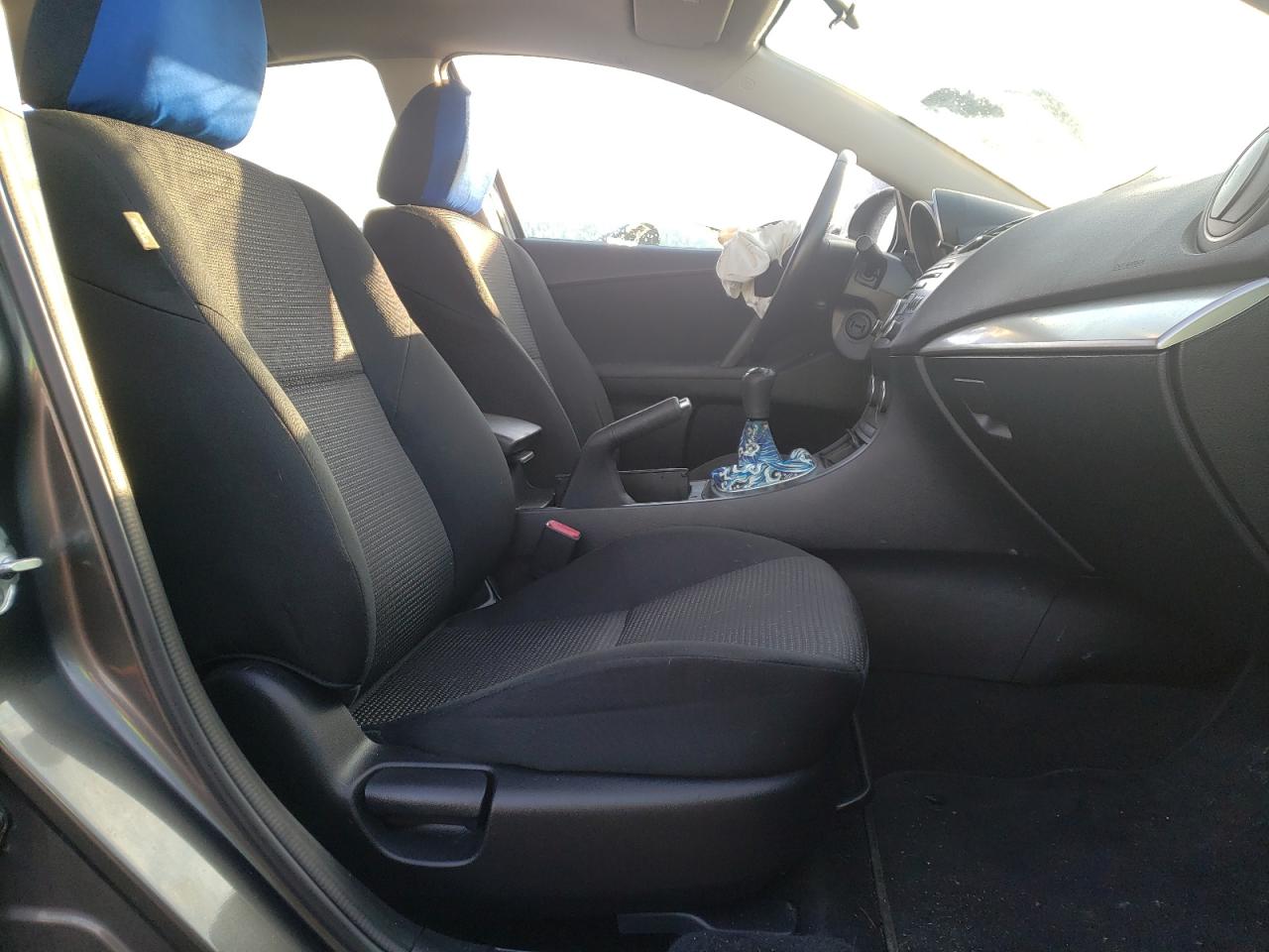 Photo 5 from auction – 2013 MAZDA 3 I with VIN JM1BL1LP3D1844323