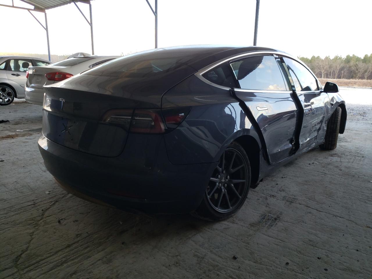 Photo 4 from auction – 2018 TESLA MODEL 3 with VIN 5YJ3E1EA9JF005125