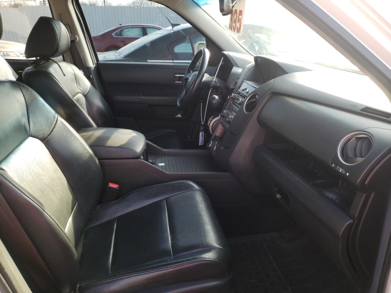 Photo 5 from auction – 2012 HONDA PILOT TOUR with VIN 5FNYF4H92CB082718