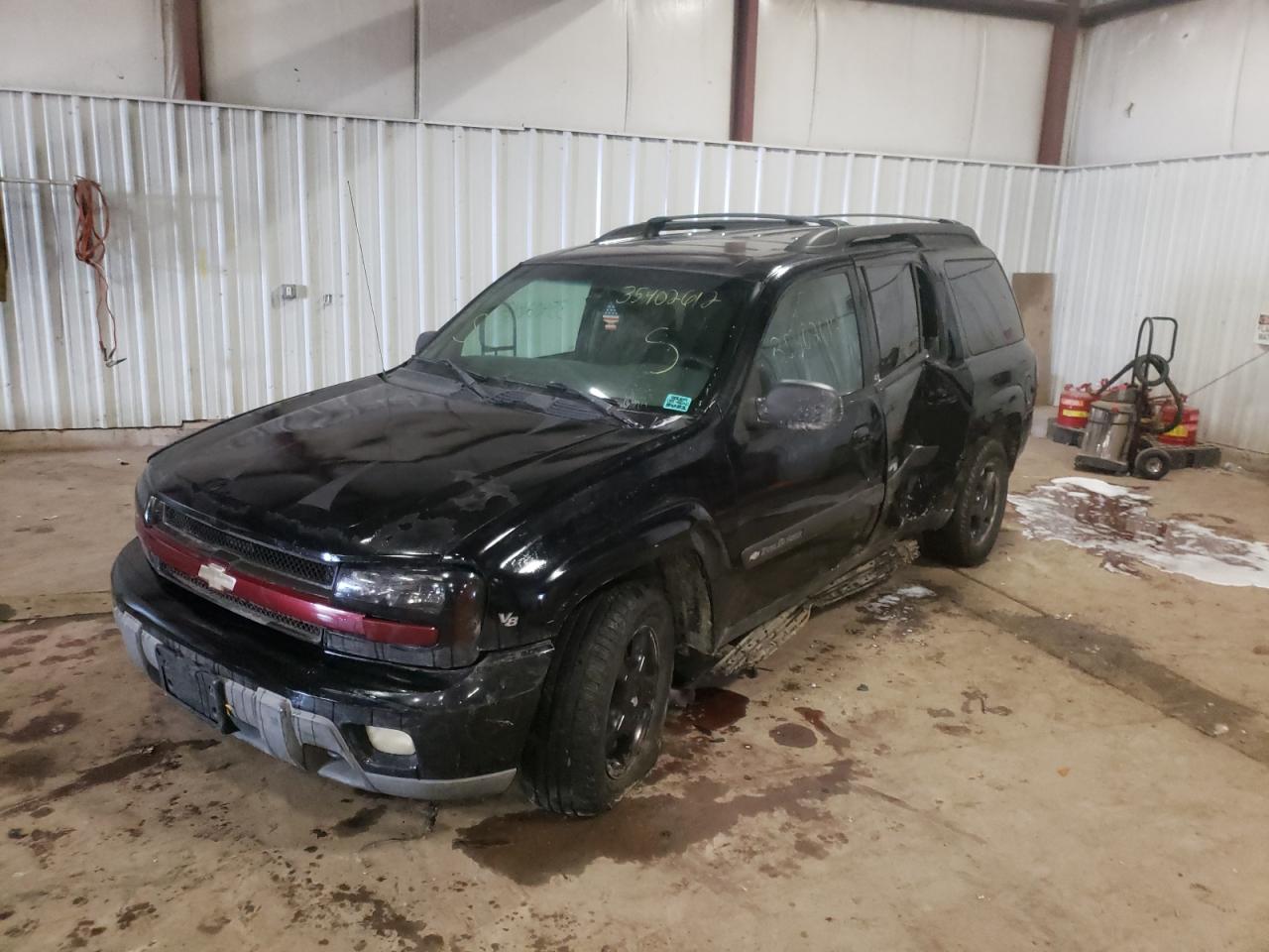 Photo 2 from auction – 2004 CHEVROLET TRAILBLAZE with VIN 1GNET16P546179993