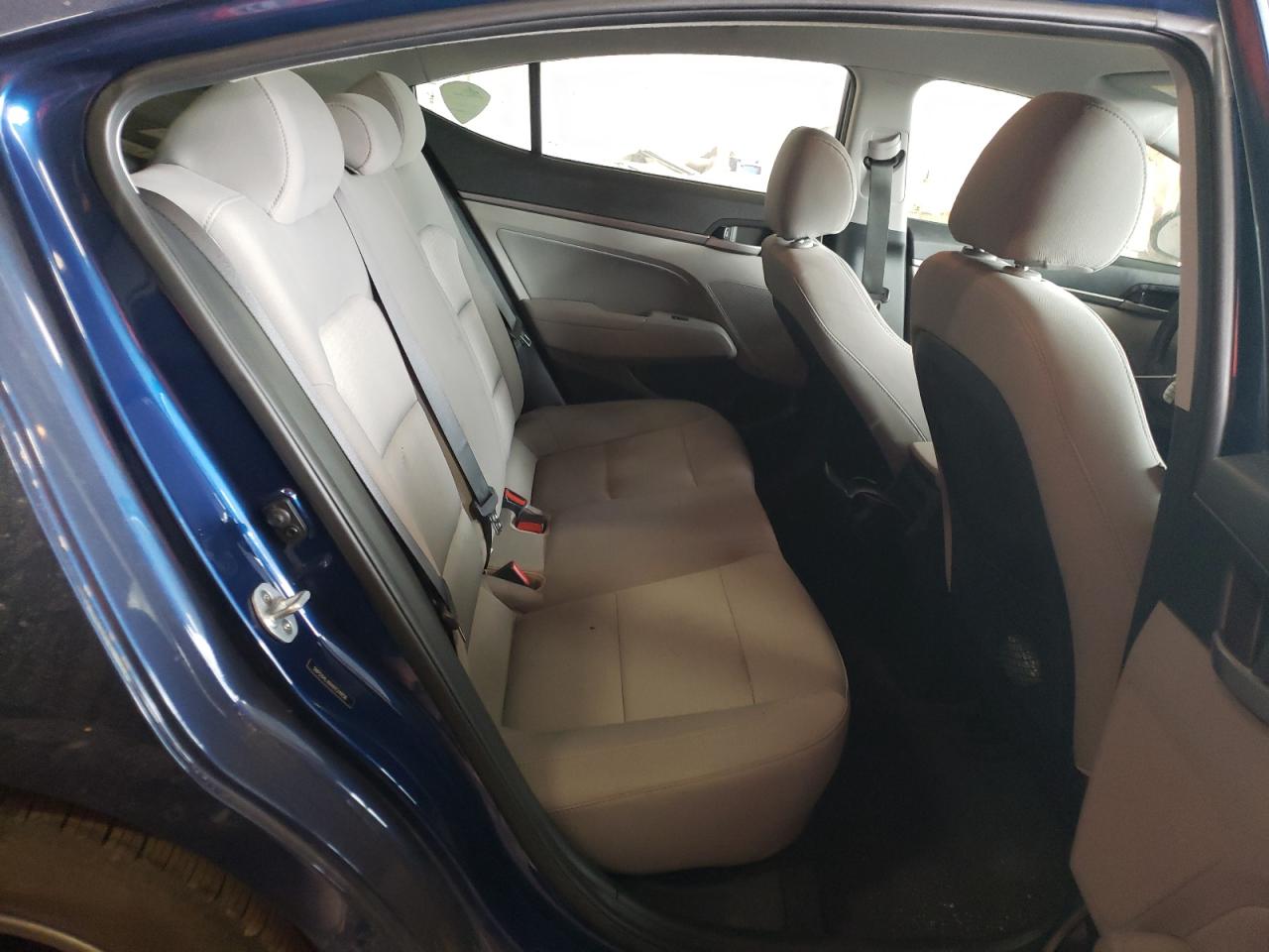 Photo 6 from auction – 2017 HYUNDAI ELANTRA EC with VIN 5NPD94LA6HH124856