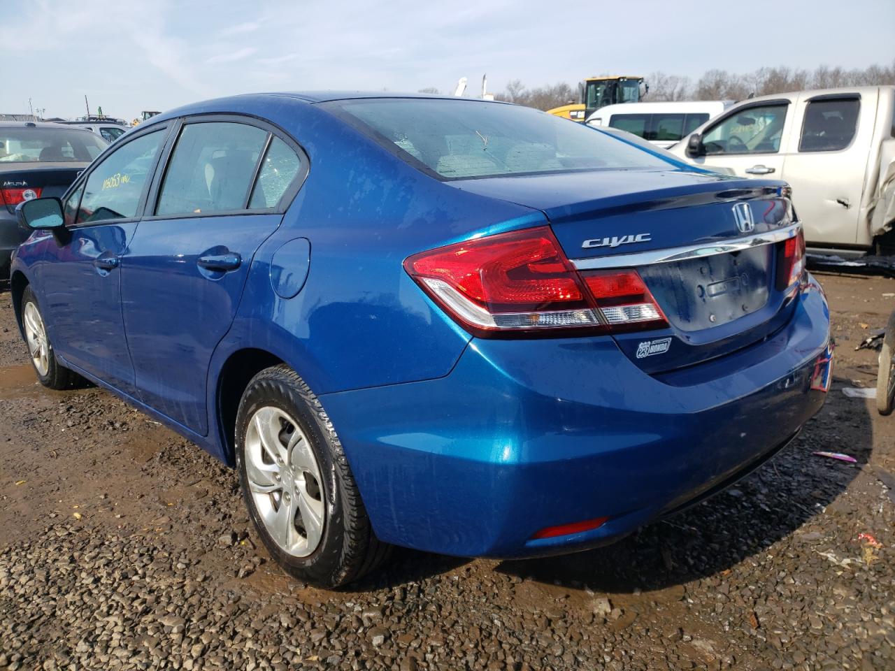 Photo 3 from auction – 2014 HONDA CIVIC LX with VIN 19XFB2F58EE225302