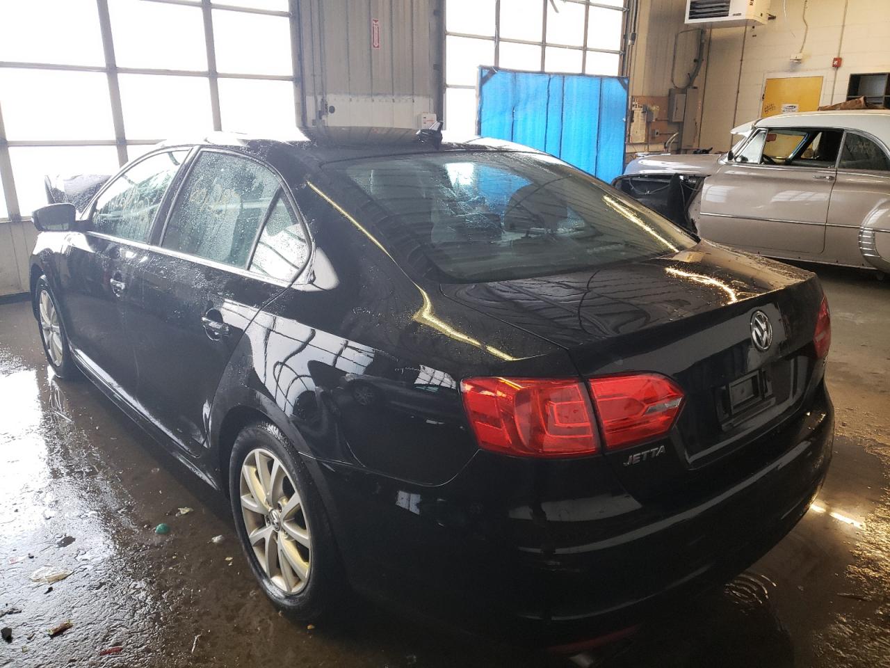 Photo 3 from auction – 2014 VOLKSWAGEN JETTA SE with VIN 3VWD07AJ3EM312073