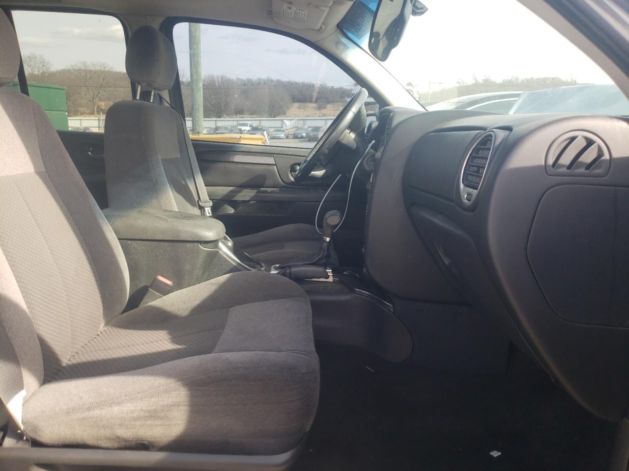 Photo 5 from auction – 2008 GMC ENVOY with VIN 1GKDS13S682140413