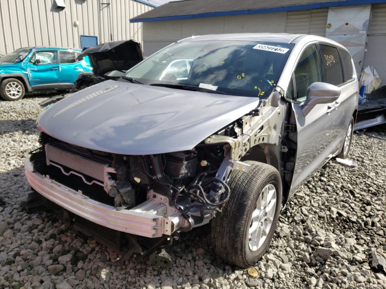 Photo 2 from auction – 2020 CHRYSLER PACIFICA T with VIN 2C4RC1FG3LR159372