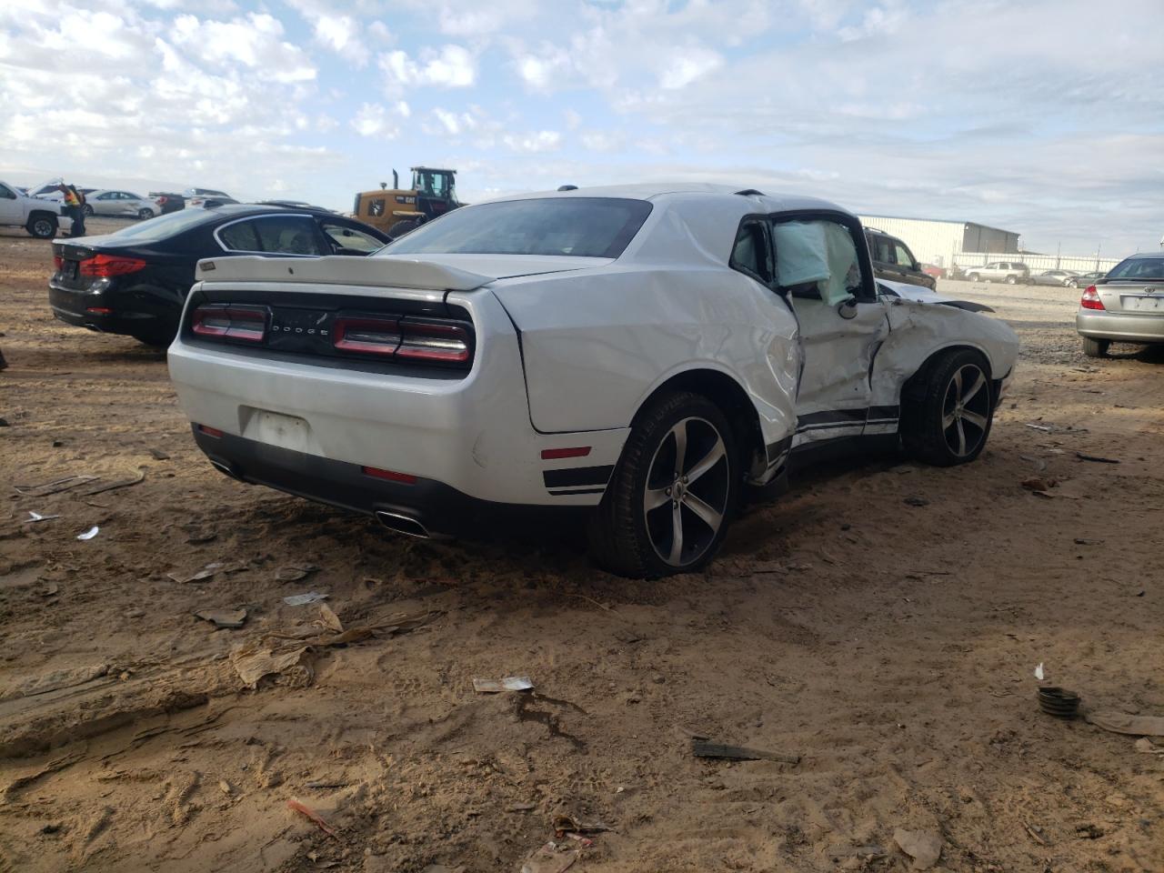 Photo 4 from auction – 2019 DODGE CHALLENGER with VIN 2C3CDZAG0KH620612